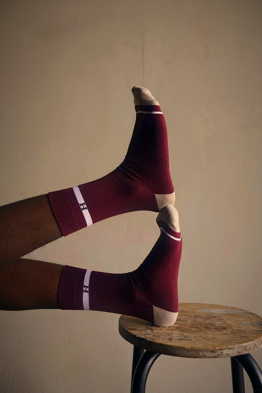 HILTAURA: Maroon Crest Socks (2 Pairs)